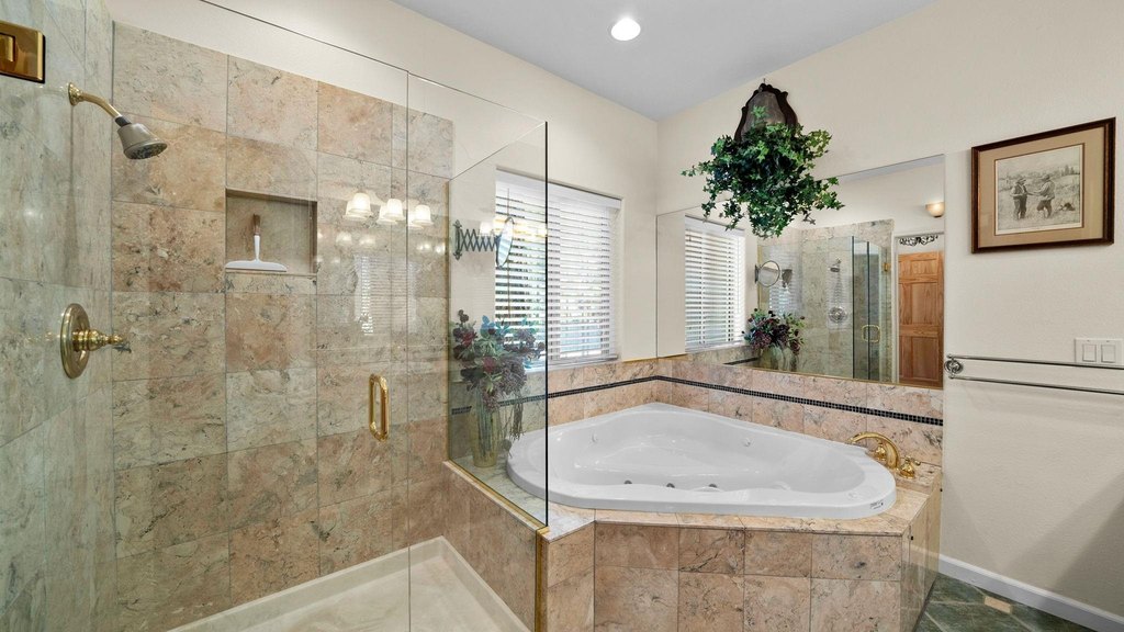 Clio, California, 96106, United States, 3 Bedrooms Bedrooms, ,3 BathroomsBathrooms,Residential,Forsale,1910305