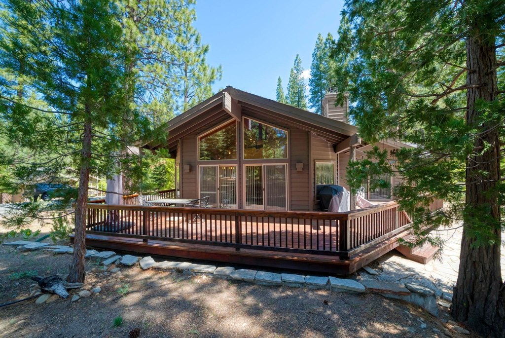 Clio, California, 96106, United States, 3 Bedrooms Bedrooms, ,3 BathroomsBathrooms,Residential,Forsale,1910305