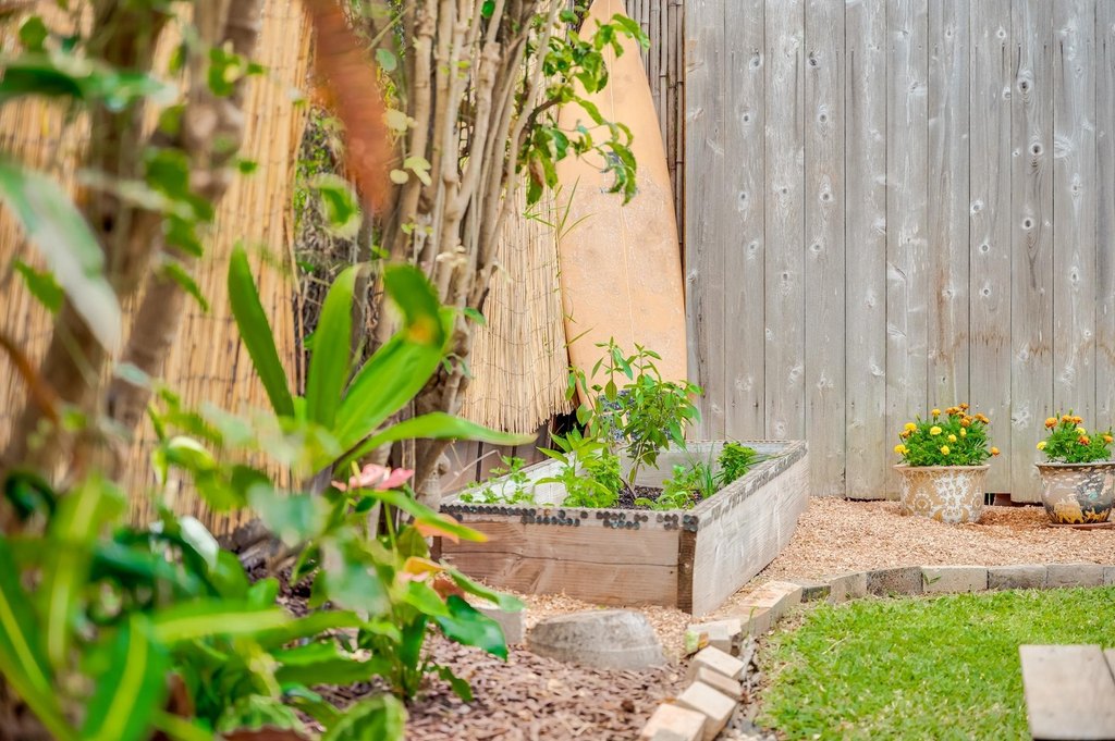 Paia, Hawaii, 96779, United States, 3 Bedrooms Bedrooms, ,2 BathroomsBathrooms,Residential,Forsale,2007681