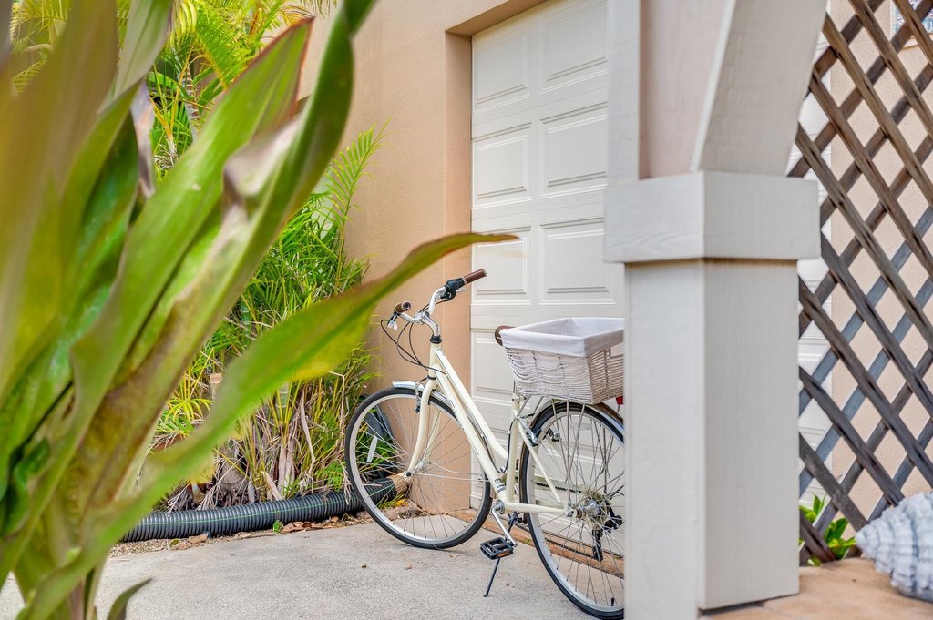 Paia, Hawaii, 96779, United States, 3 Bedrooms Bedrooms, ,2 BathroomsBathrooms,Residential,Forsale,2007681