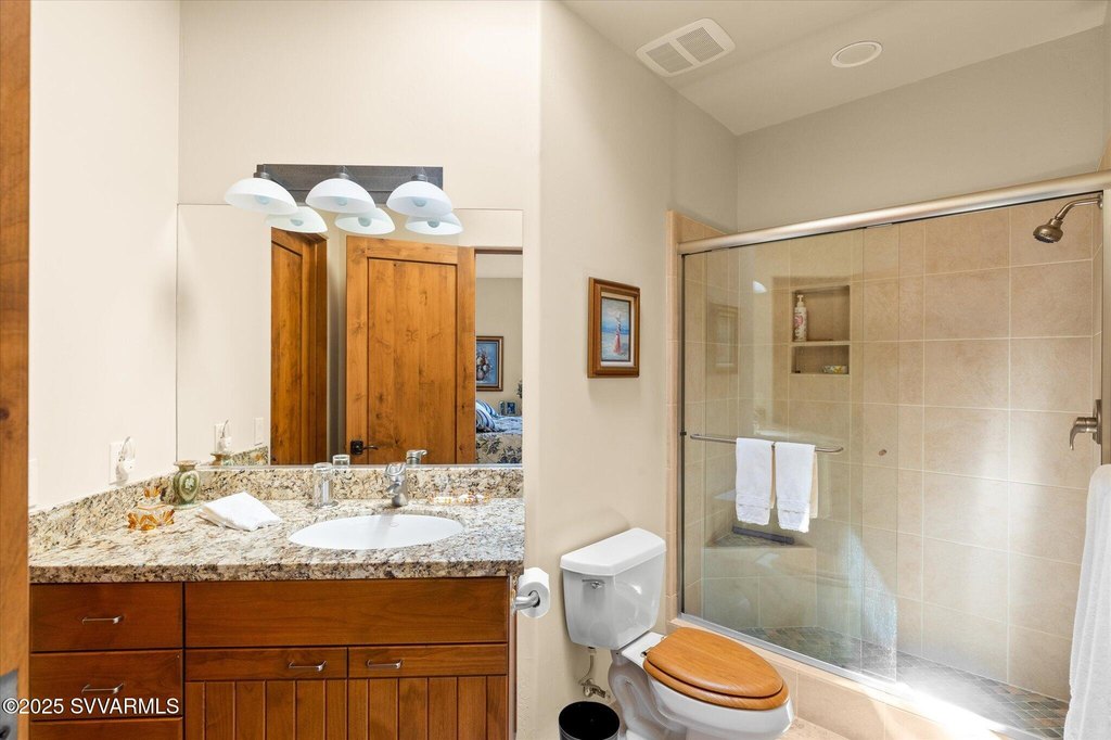 Sedona, Arizona, 86336, United States, 3 Bedrooms Bedrooms, ,5 BathroomsBathrooms,Residential,Forsale,1919198
