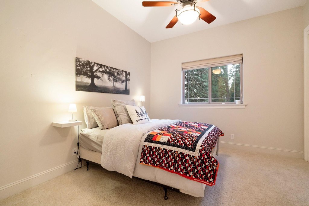 Lake Almanor, California, 96137, United States, 3 Bedrooms Bedrooms, ,2 BathroomsBathrooms,Residential,Forsale,1899766
