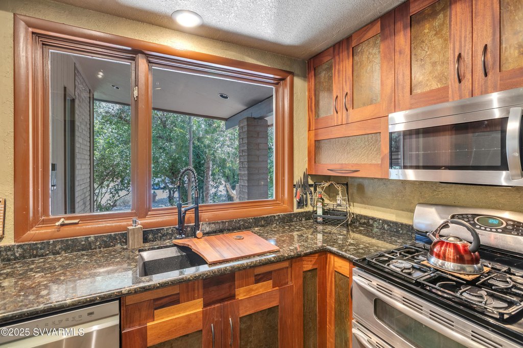Sedona, Arizona, 86336, United States, 3 Bedrooms Bedrooms, ,3 BathroomsBathrooms,Residential,Forsale,1886691