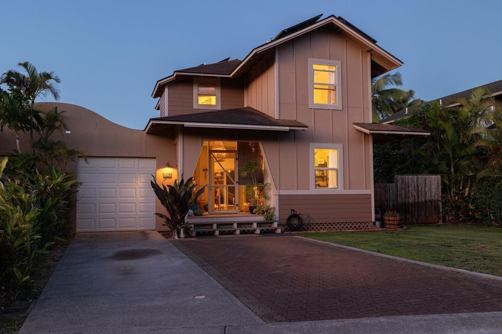 Paia, Hawaii, 96779, United States, 3 Bedrooms Bedrooms, ,2 BathroomsBathrooms,Residential,Forsale,2007681