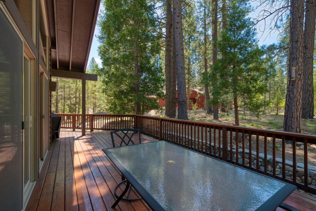 Clio, California, 96106, United States, 3 Bedrooms Bedrooms, ,3 BathroomsBathrooms,Residential,Forsale,1910305