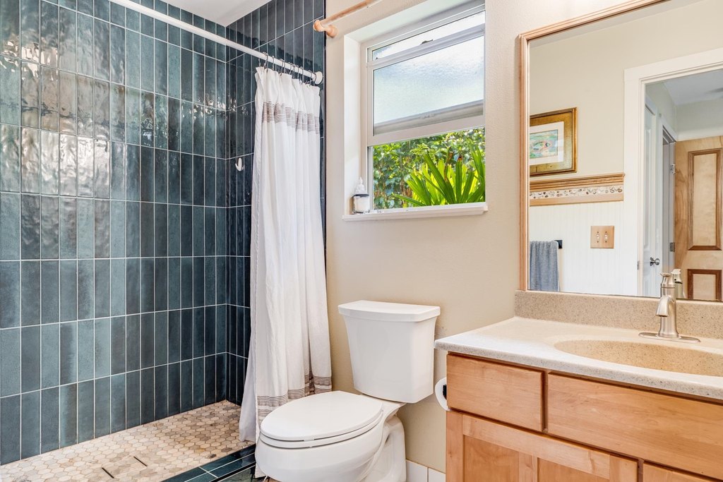 Paia, Hawaii, 96779, United States, 3 Bedrooms Bedrooms, ,2 BathroomsBathrooms,Residential,Forsale,2007681