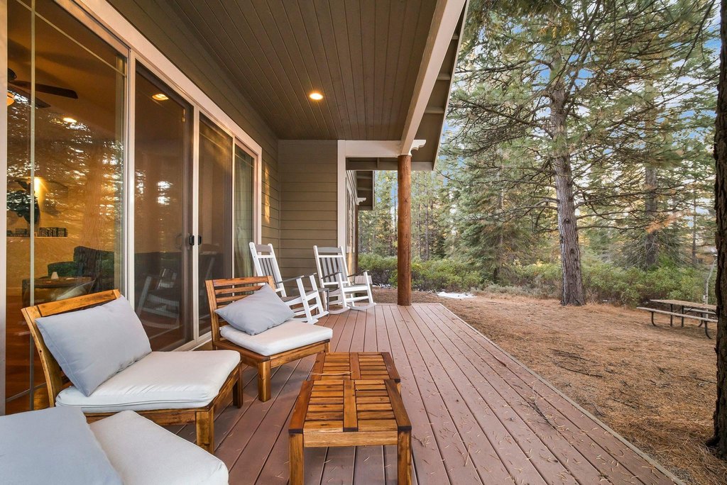 Lake Almanor, California, 96137, United States, 3 Bedrooms Bedrooms, ,2 BathroomsBathrooms,Residential,Forsale,1899766