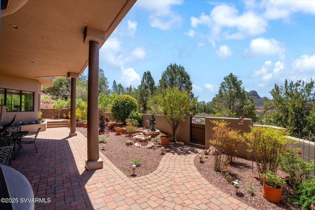 Sedona, Arizona, 86336, United States, 3 Bedrooms Bedrooms, ,5 BathroomsBathrooms,Residential,Forsale,1919198