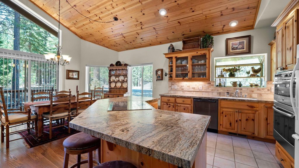 Clio, California, 96106, United States, 3 Bedrooms Bedrooms, ,3 BathroomsBathrooms,Residential,Forsale,1910305