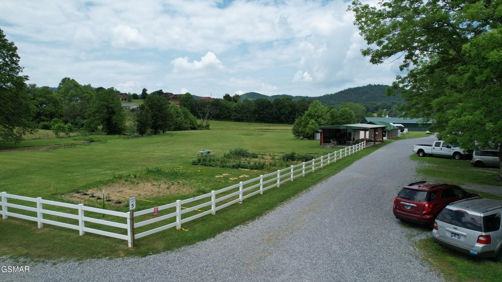 Sevierville, Tennessee, 37862, United States, ,Commercial,Forsale,1910217