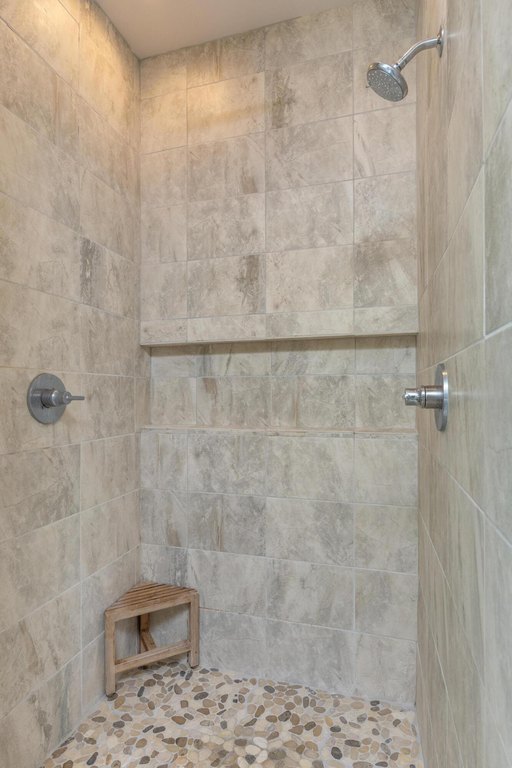 Harrison, Tennessee, 37341, United States, 4 Bedrooms Bedrooms, ,2.5 BathroomsBathrooms,Residential,Forsale,1922196