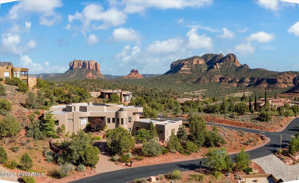 Sedona, Arizona, 86336, United States, 3 Bedrooms Bedrooms, ,5 BathroomsBathrooms,Residential,Forsale,1919198