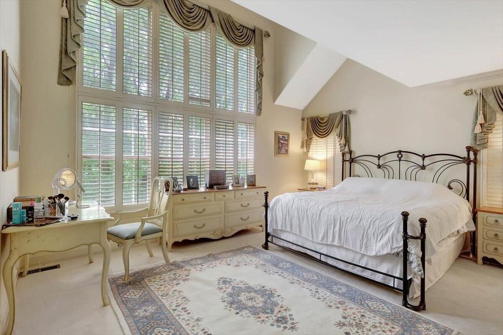 Chattanooga, Tennessee, 37419, United States, 4 Bedrooms Bedrooms, ,4.5 BathroomsBathrooms,Residential,Forsale,1894435