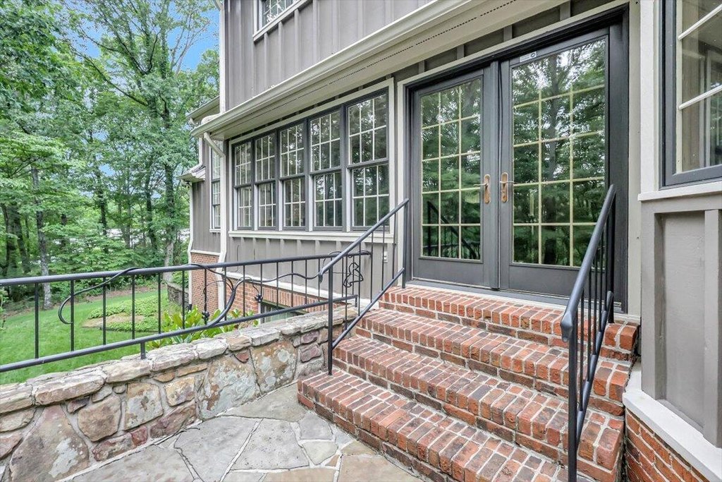 Chattanooga, Tennessee, 37419, United States, 4 Bedrooms Bedrooms, ,4.5 BathroomsBathrooms,Residential,Forsale,1894435