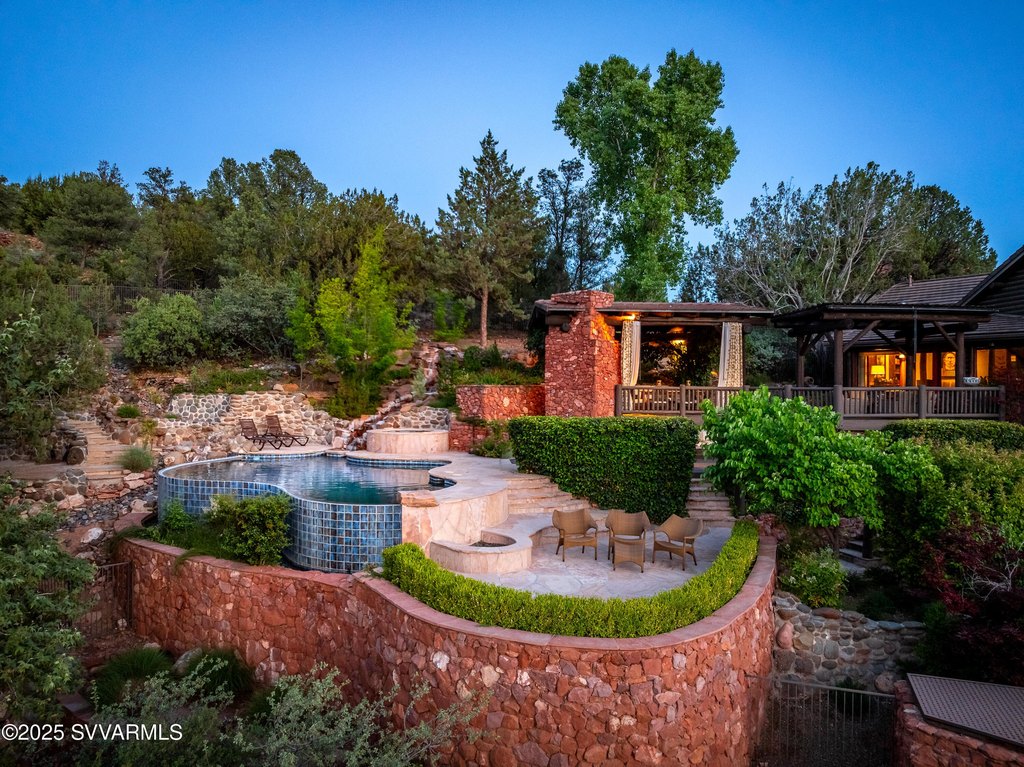 Sedona, Arizona, 86336, United States, 4 Bedrooms Bedrooms, ,4 BathroomsBathrooms,Residential,Forsale,1886696