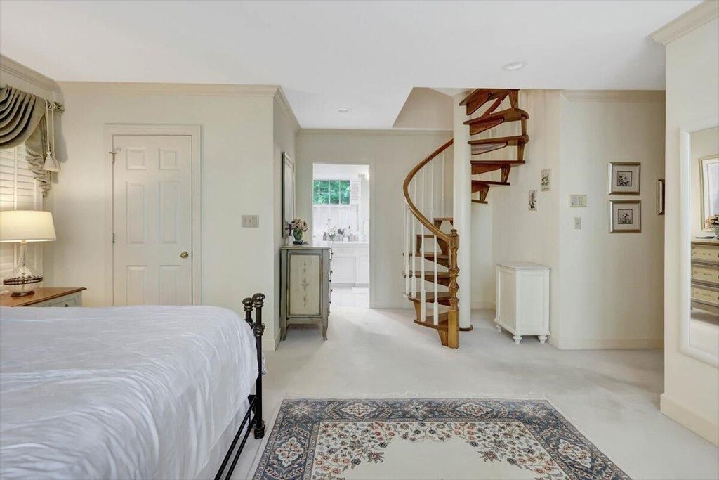 Chattanooga, Tennessee, 37419, United States, 4 Bedrooms Bedrooms, ,4.5 BathroomsBathrooms,Residential,Forsale,1894435