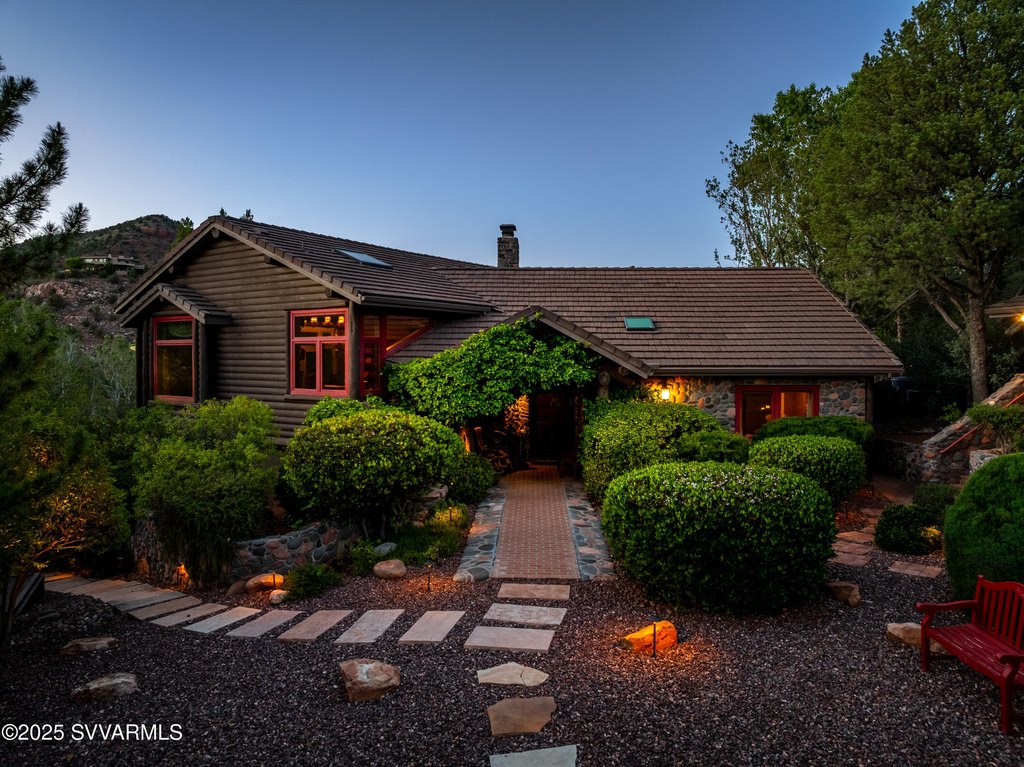 Sedona, Arizona, 86336, United States, 4 Bedrooms Bedrooms, ,4 BathroomsBathrooms,Residential,Forsale,1886696