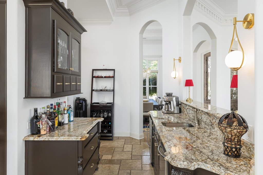 Chattanooga, Tennessee, 37416, United States, 5 Bedrooms Bedrooms, ,5.5 BathroomsBathrooms,Residential,Forsale,1894376