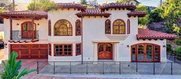 SANTA BARBARA, California, 93103, United States, 3 Bedrooms Bedrooms, ,3.5 BathroomsBathrooms,Residential,Forsale,1904936