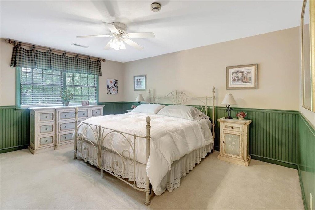Chattanooga, Tennessee, 37419, United States, 4 Bedrooms Bedrooms, ,4.5 BathroomsBathrooms,Residential,Forsale,1894435