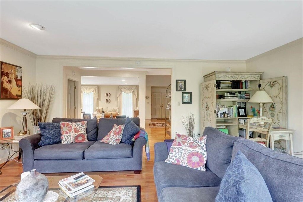 Chattanooga, Tennessee, 37419, United States, 4 Bedrooms Bedrooms, ,4.5 BathroomsBathrooms,Residential,Forsale,1894435
