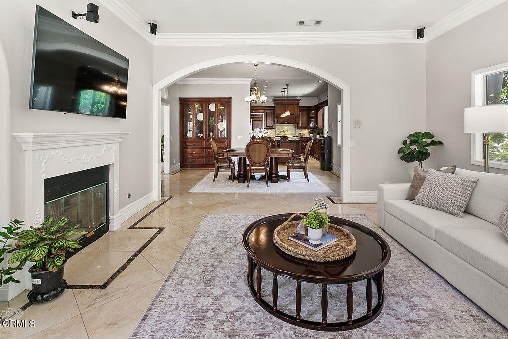 Camarillo, California, 93012, United States, 4 Bedrooms Bedrooms, ,3.5 BathroomsBathrooms,Residential,Forsale,1919217