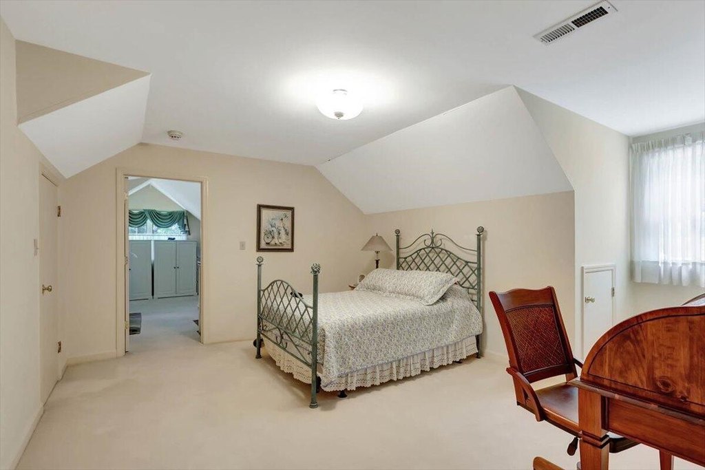 Chattanooga, Tennessee, 37419, United States, 4 Bedrooms Bedrooms, ,4.5 BathroomsBathrooms,Residential,Forsale,1894435