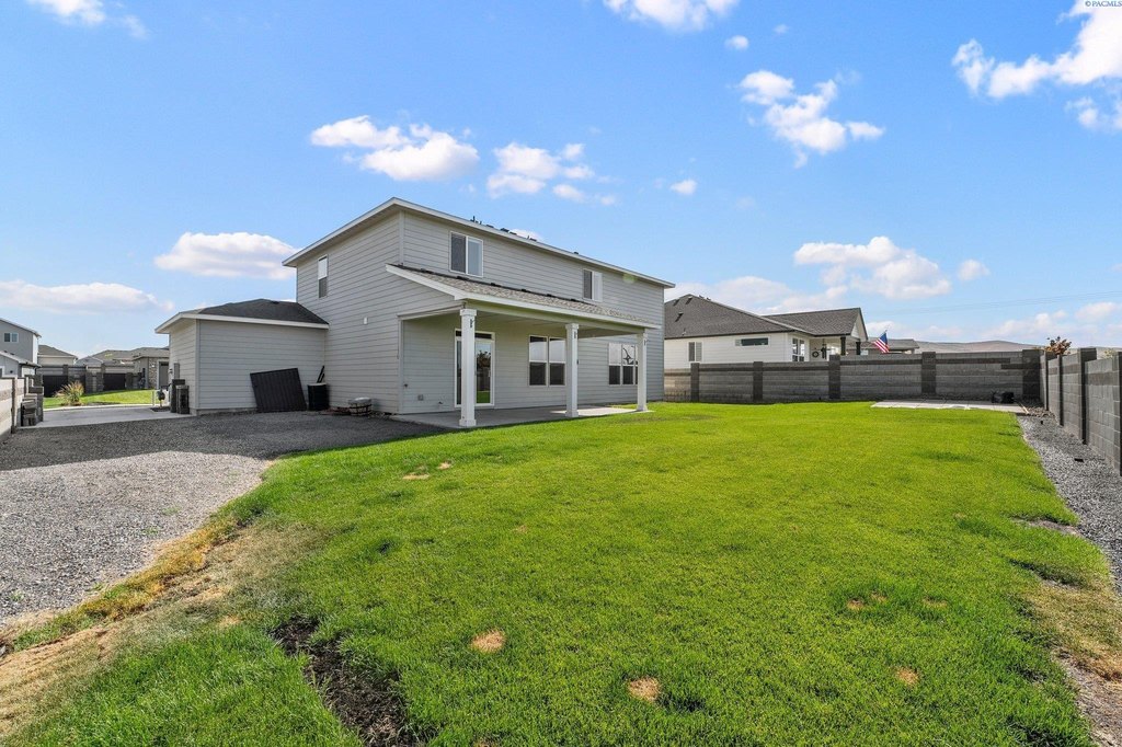 West Richland, Washington, 99353, United States, 5 Bedrooms Bedrooms, ,3 BathroomsBathrooms,Residential,Forsale,1898147