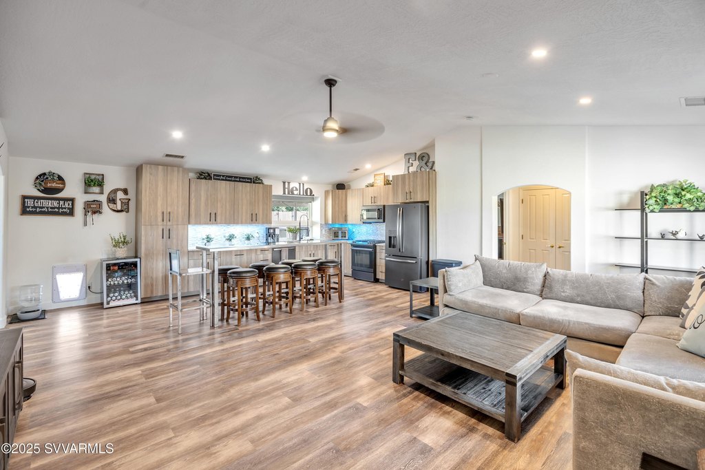 Clarkdale, Arizona, 86324, United States, 3 Bedrooms Bedrooms, ,2 BathroomsBathrooms,Residential,Forsale,1886692