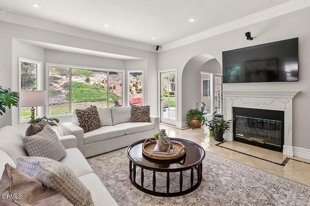 Camarillo, California, 93012, United States, 4 Bedrooms Bedrooms, ,3.5 BathroomsBathrooms,Residential,Forsale,1919217