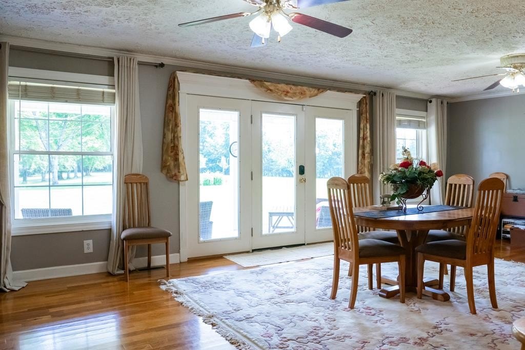 LIVINGSTON, Tennessee, 38570, United States, 5 Bedrooms Bedrooms, ,3 BathroomsBathrooms,Residential,Forsale,1929815