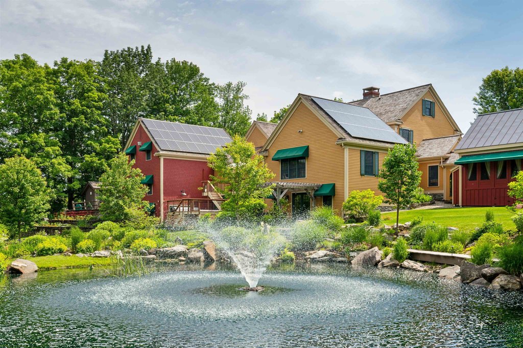 Barnard, Vermont, 05031, United States, 5 Bedrooms Bedrooms, ,5.5 BathroomsBathrooms,Residential,Forsale,1999502