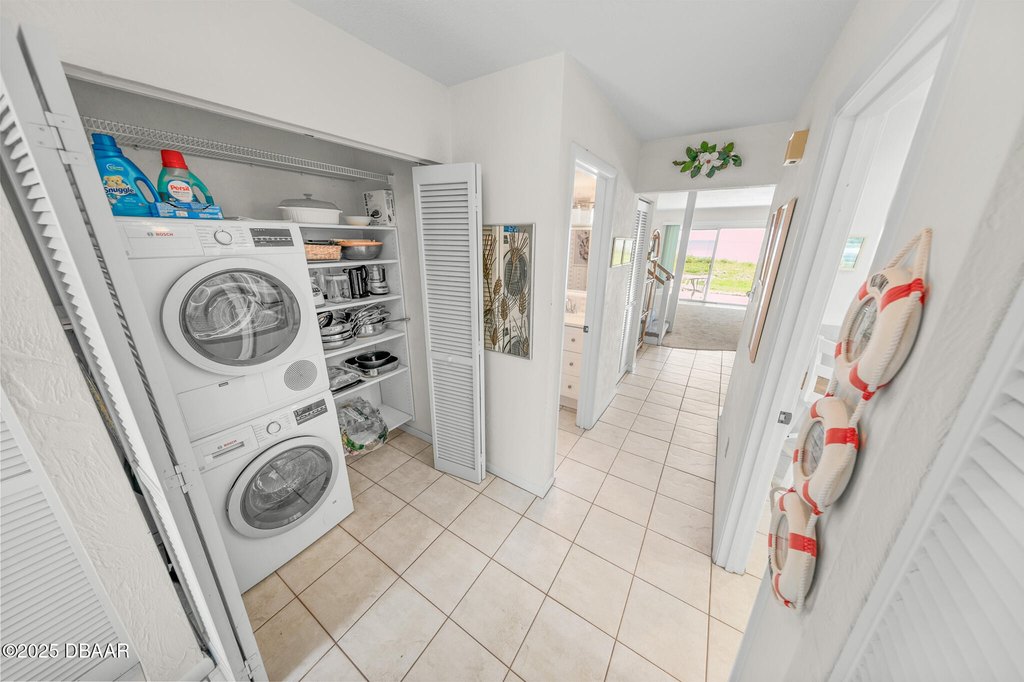 Ponce Inlet, Florida, 32127, United States, 3 Bedrooms Bedrooms, ,2.5 BathroomsBathrooms,Residential,Forsale,1919182