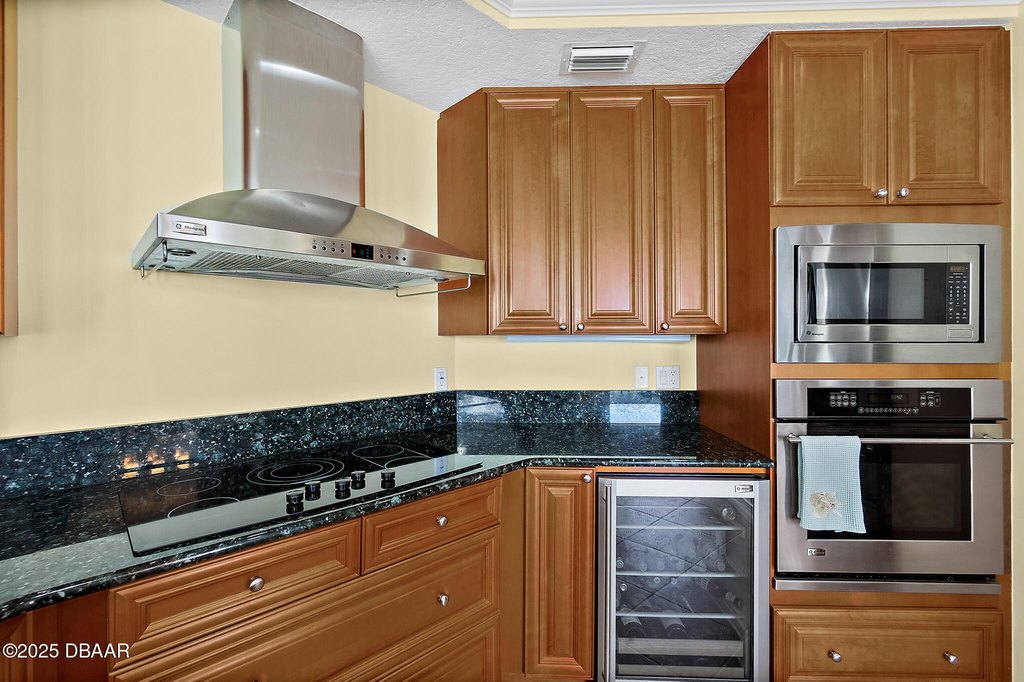 Daytona Beach Shores, Florida, 32118, United States, 3 Bedrooms Bedrooms, ,2 BathroomsBathrooms,Residential,Forsale,1990165