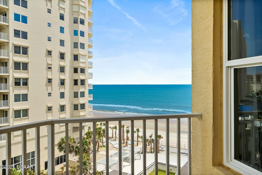 Daytona Beach Shores, Florida, 32118, United States, 3 Bedrooms Bedrooms, ,2 BathroomsBathrooms,Residential,Forsale,1990165