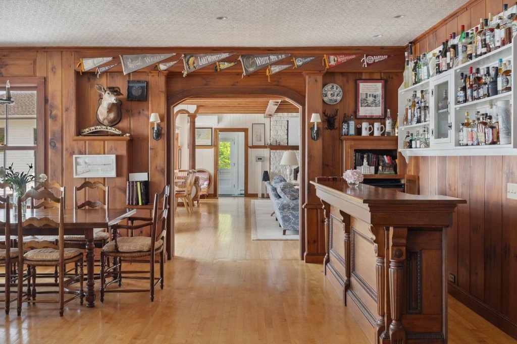 Wolfeboro, New Hampshire, 03894, United States, 11 Bedrooms Bedrooms, ,11.5 BathroomsBathrooms,Residential,Forsale,1893958