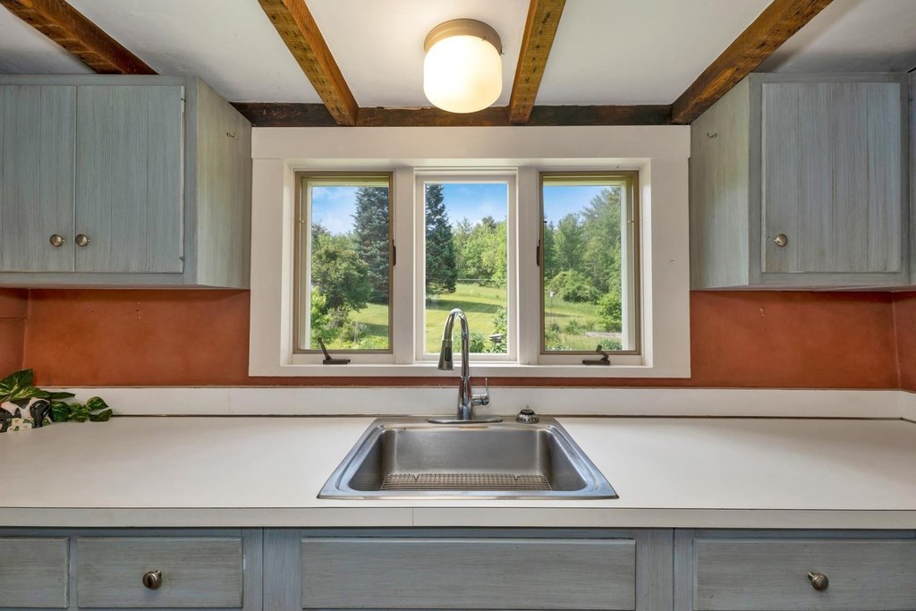 Francestown, New Hampshire, 03043, United States, 3 Bedrooms Bedrooms, ,2 BathroomsBathrooms,Residential,Forsale,1933994