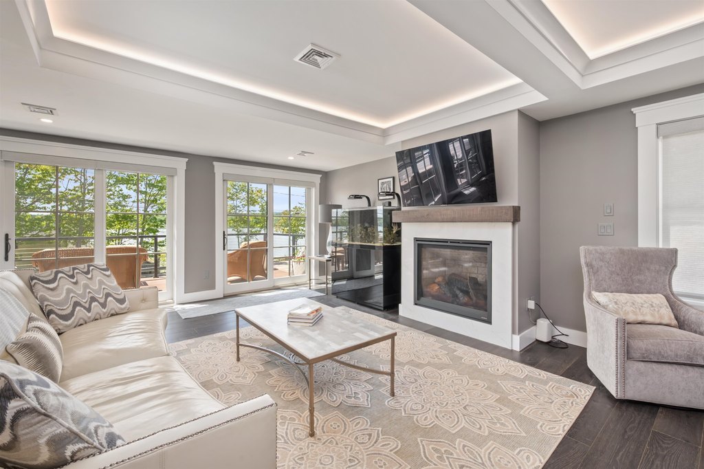 Laconia, New Hampshire, 03246, United States, 4 Bedrooms Bedrooms, ,2.5 BathroomsBathrooms,Residential,Forsale,1952803