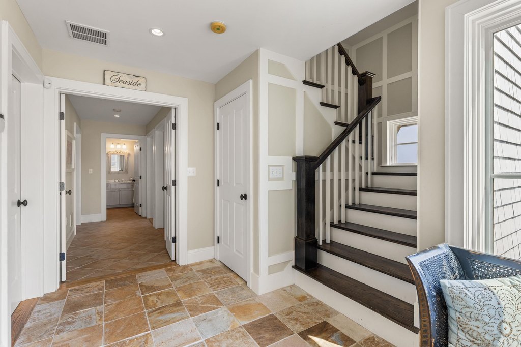 Seabrook, New Hampshire, 03874, United States, 4 Bedrooms Bedrooms, ,4 BathroomsBathrooms,Residential,Forsale,1933931