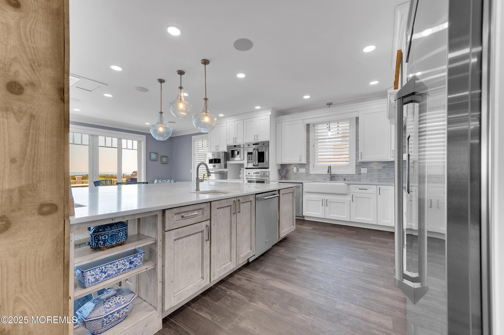Mantoloking, New Jersey, 08738, United States, 12 Bedrooms Bedrooms, ,8.5 BathroomsBathrooms,Residential,Forsale,1945909