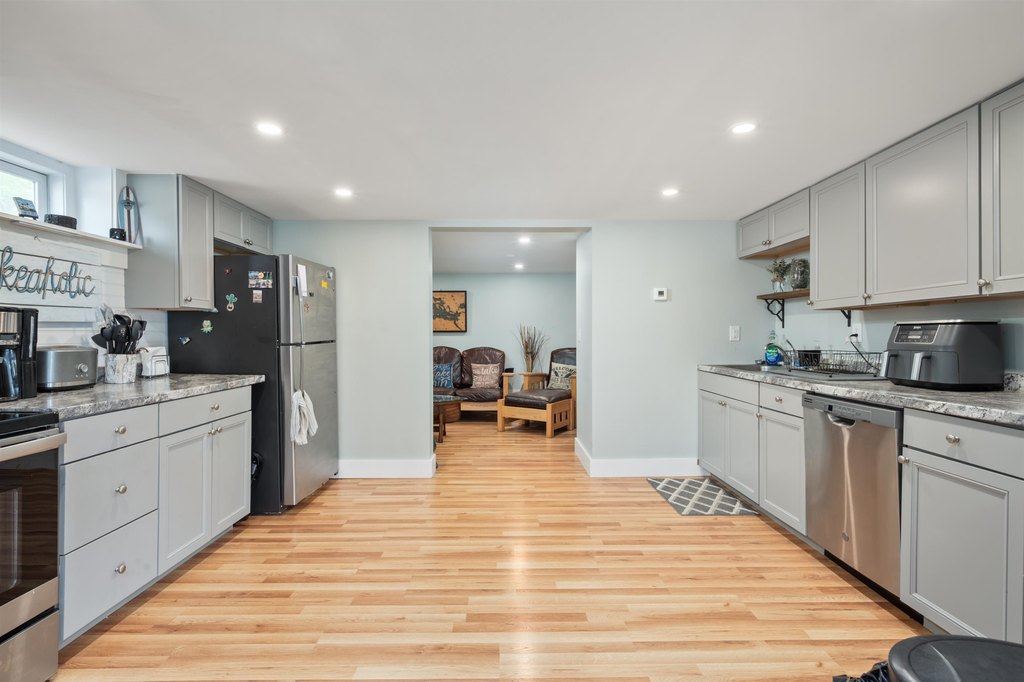 Laconia, New Hampshire, 03246, United States, 4 Bedrooms Bedrooms, ,2.5 BathroomsBathrooms,Residential,Forsale,1952803