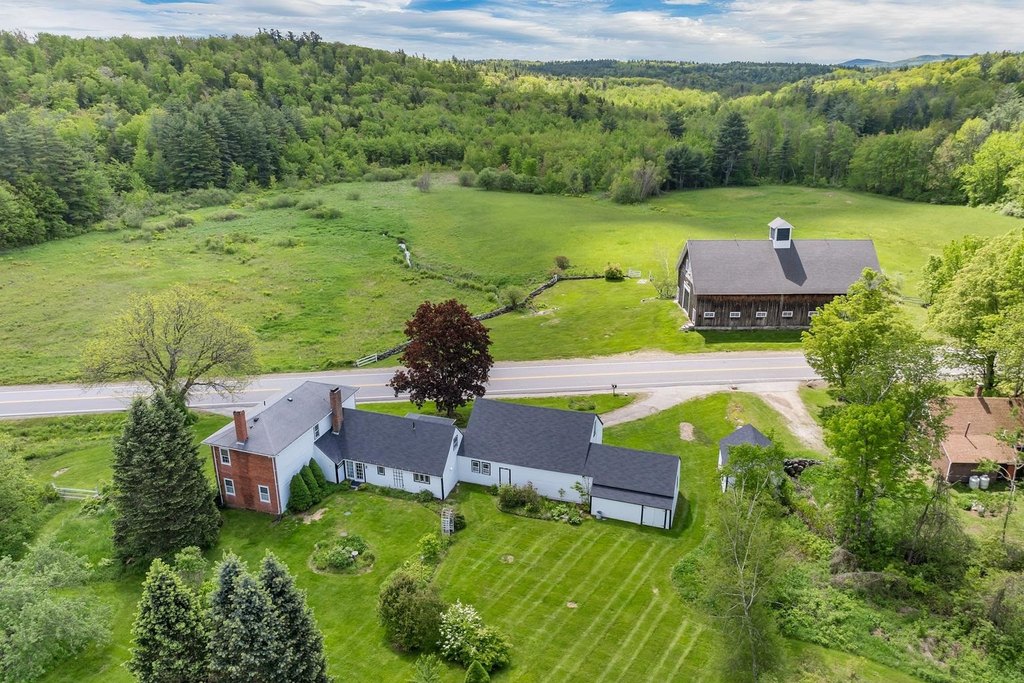 Francestown, New Hampshire, 03043, United States, 3 Bedrooms Bedrooms, ,2 BathroomsBathrooms,Residential,Forsale,1933994