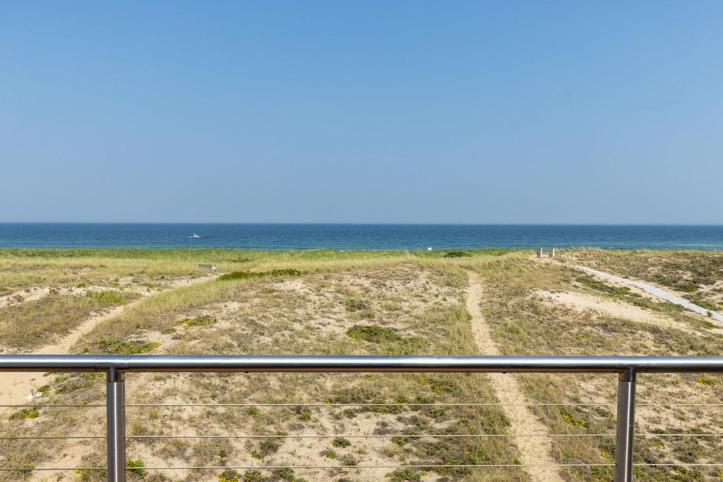 Seabrook, New Hampshire, 03874, United States, 4 Bedrooms Bedrooms, ,4 BathroomsBathrooms,Residential,Forsale,1933931