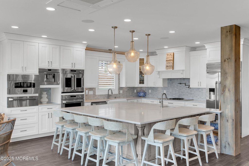 Mantoloking, New Jersey, 08738, United States, 12 Bedrooms Bedrooms, ,8.5 BathroomsBathrooms,Residential,Forsale,1945909