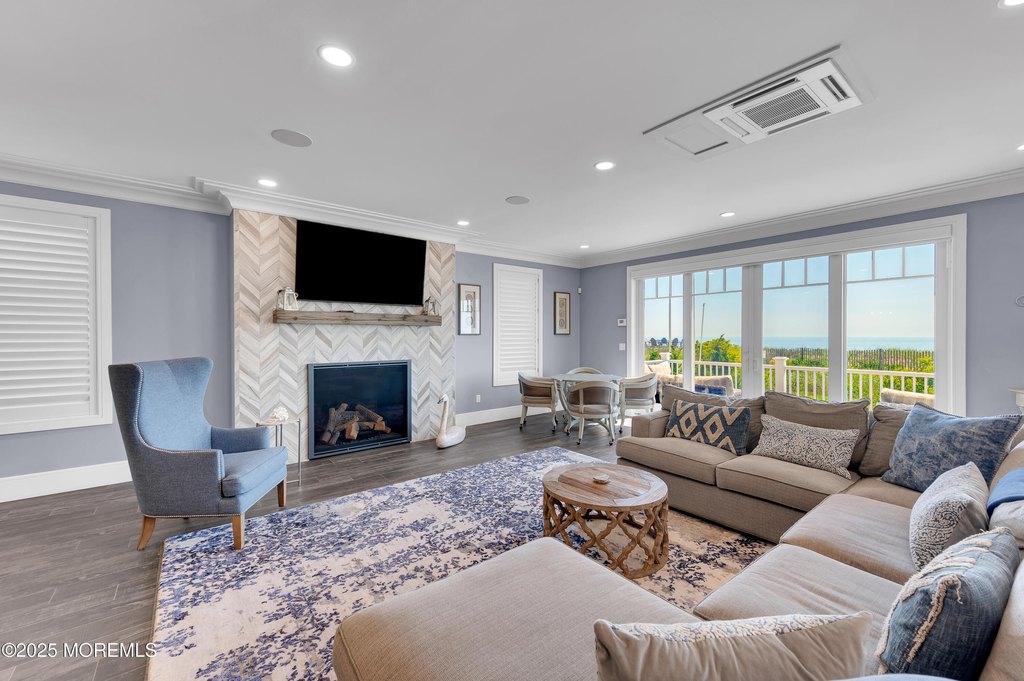 Mantoloking, New Jersey, 08738, United States, 12 Bedrooms Bedrooms, ,8.5 BathroomsBathrooms,Residential,Forsale,1945909