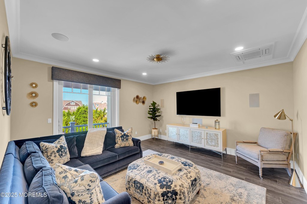 Mantoloking, New Jersey, 08738, United States, 12 Bedrooms Bedrooms, ,8.5 BathroomsBathrooms,Residential,Forsale,1945909