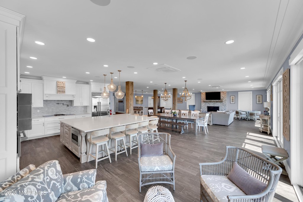 Mantoloking, New Jersey, 08738, United States, 12 Bedrooms Bedrooms, ,8.5 BathroomsBathrooms,Residential,Forsale,1945909