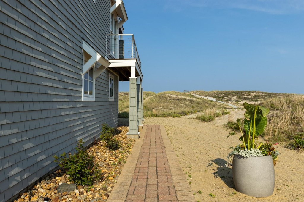 Seabrook, New Hampshire, 03874, United States, 4 Bedrooms Bedrooms, ,4 BathroomsBathrooms,Residential,Forsale,1933931