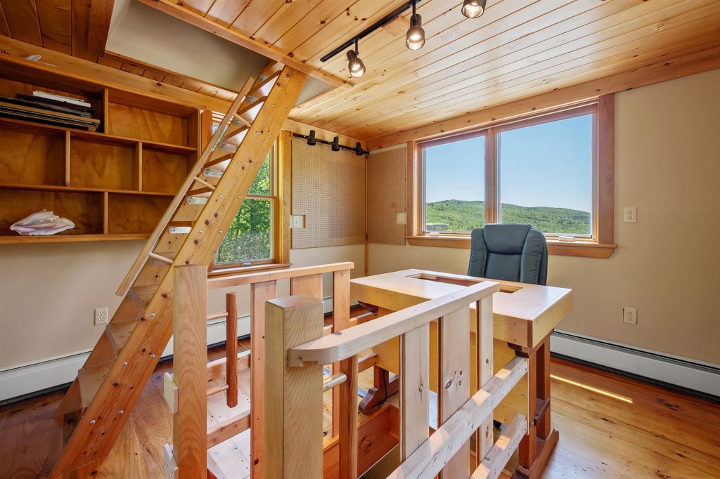 Bridgewater, New Hampshire, 03222, United States, 2 Bedrooms Bedrooms, ,2 BathroomsBathrooms,Residential,Forsale,1968475