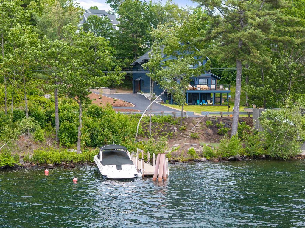 Laconia, New Hampshire, 03246, United States, 4 Bedrooms Bedrooms, ,2.5 BathroomsBathrooms,Residential,Forsale,1952803